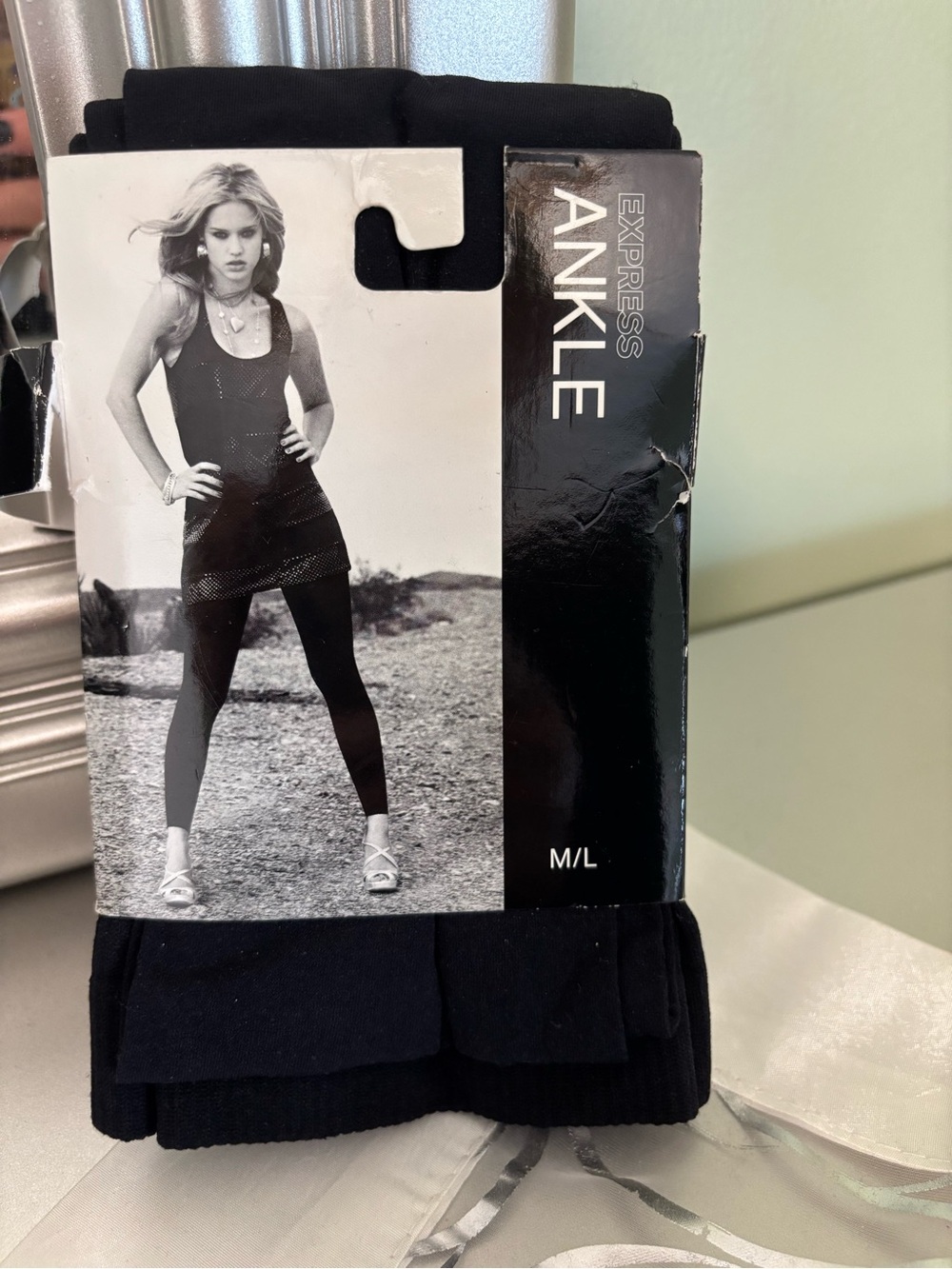 Express Black Ankle-Length Leggings